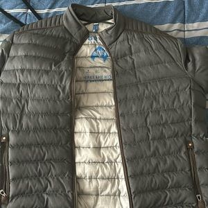 Gray Brax puffer jacket. Great condition.